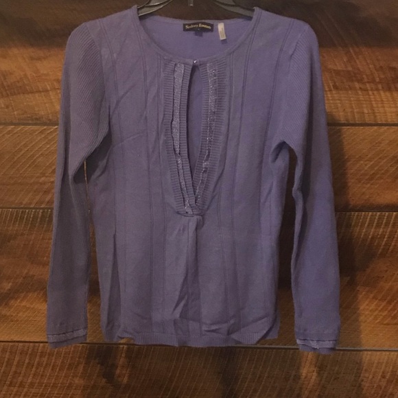 Sydney Easton deep purple sweater - Picture 2 of 6